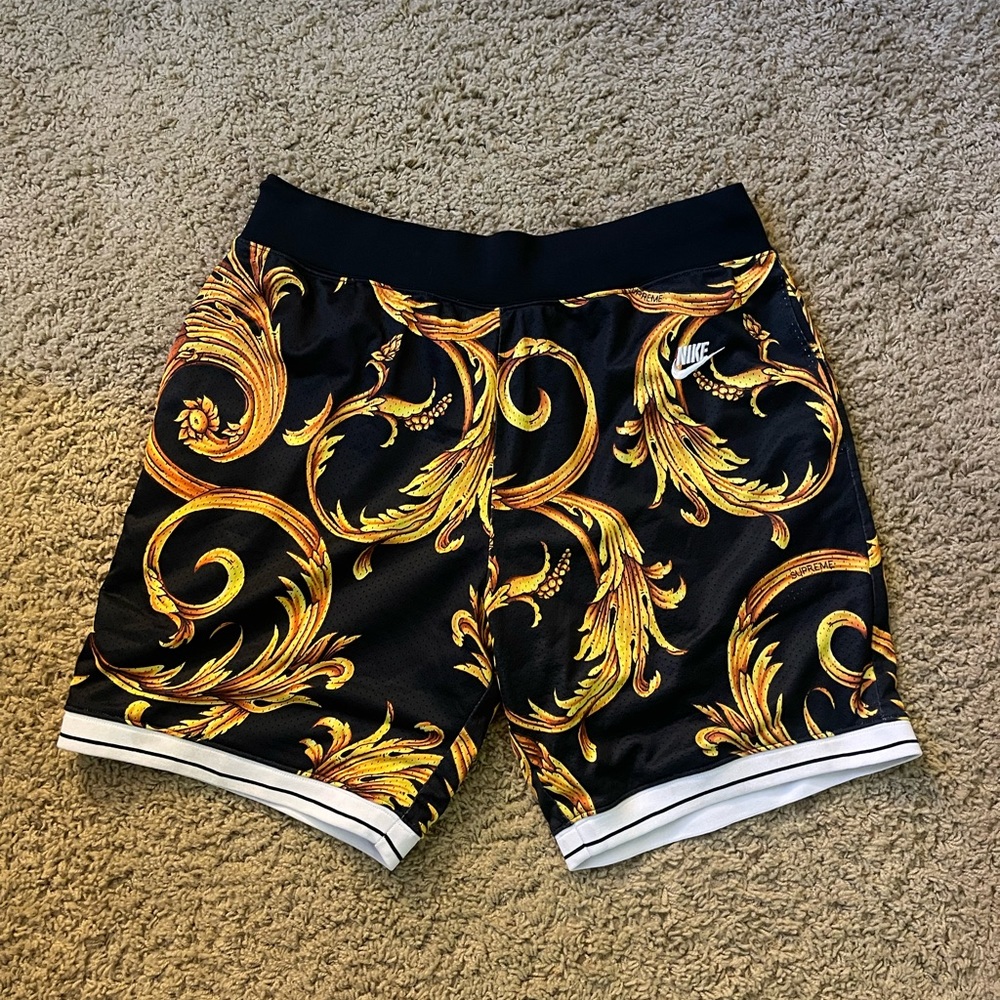 Nike x Supreme Mesh Basketball Shorts - Black/Gold (Size M)